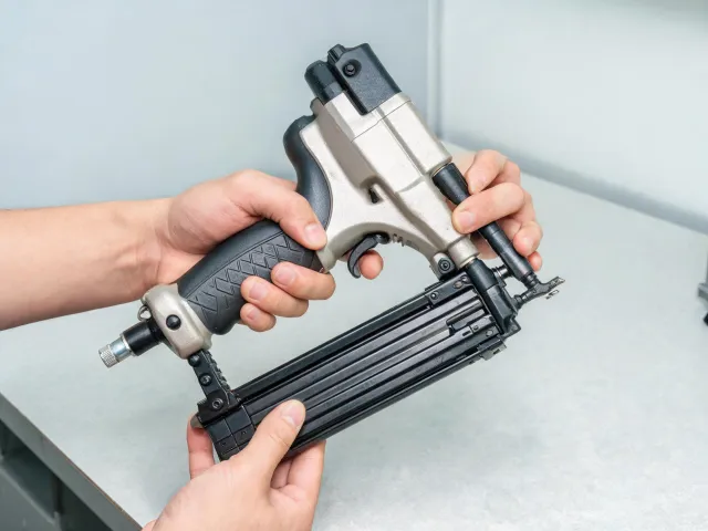 Clearing nailer nose safely